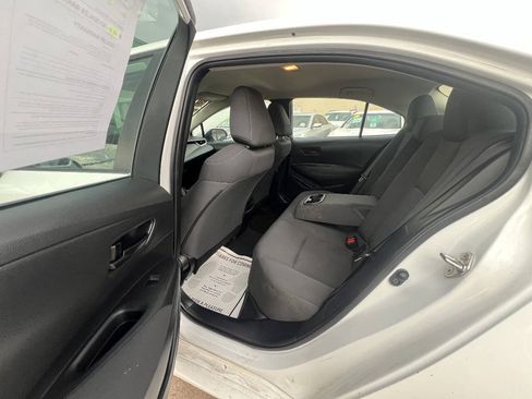 Used 2022 Toyota Corolla LE FWD image 13