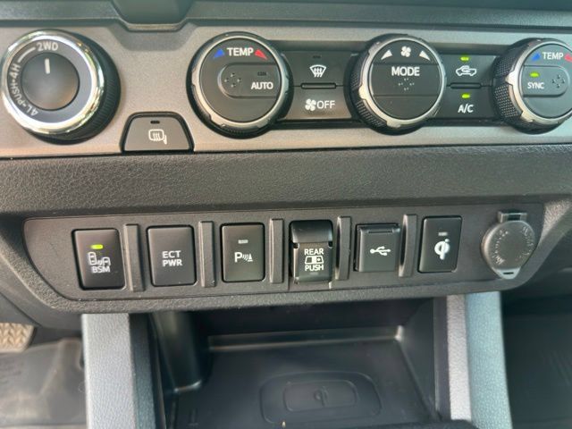 Used 2021 Toyota Tacoma TRD Pro AWD/4WD image 23