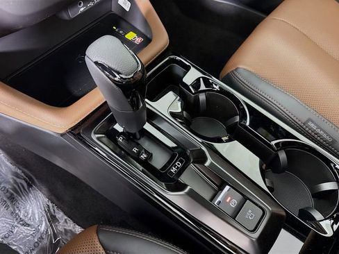 New 2026 Subaru Forester Touring AWD/4WD image 17