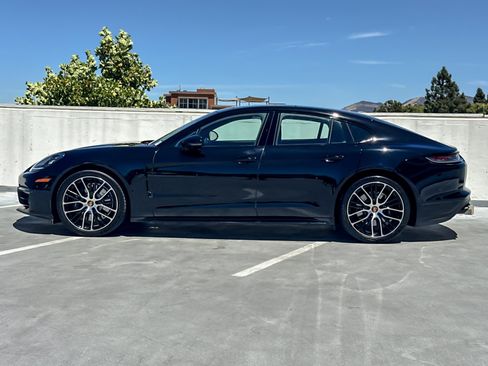 Certified 2023 Porsche Panamera 4S AWD/4WD image 2