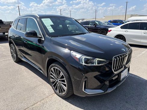 Certified 2025 BMW X1 xDrive28i w/ Convenience Package AWD/4WD image 4