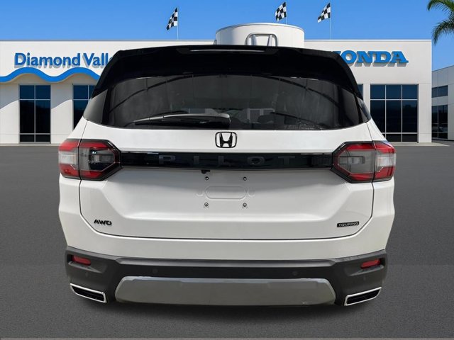 New 2026 Honda Pilot Touring image 4