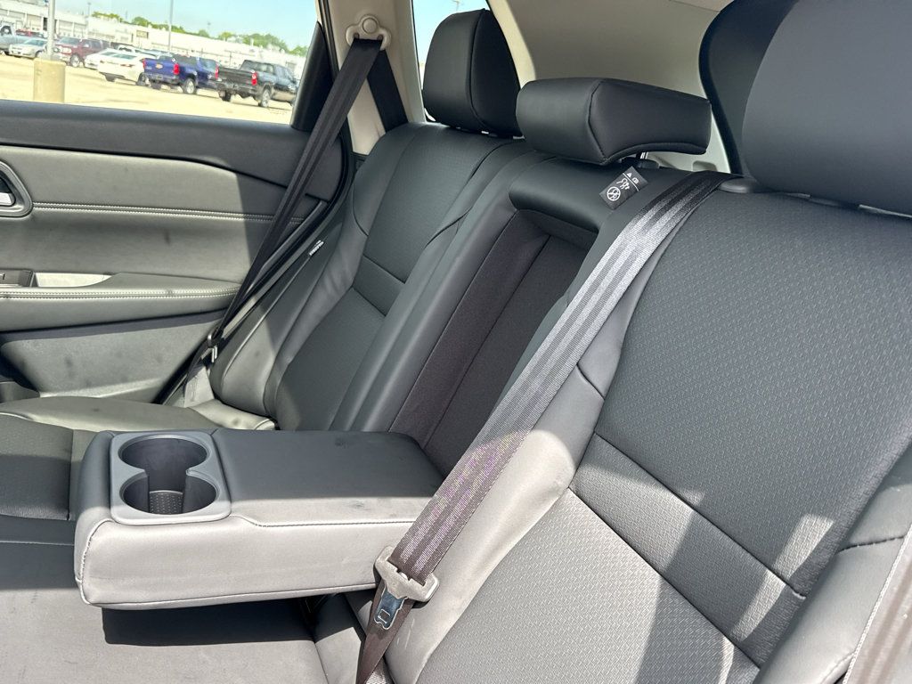 New 2026 Nissan Rogue Dark Armor AWD/4WD image 34