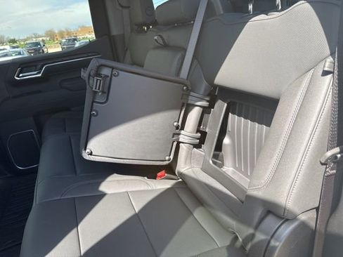 New 2026 GMC Sierra 1500 SLT AWD/4WD image 41