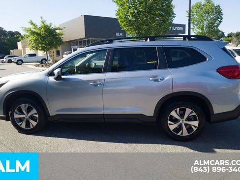 Used 2025 Subaru Ascent Premium AWD/4WD image 11