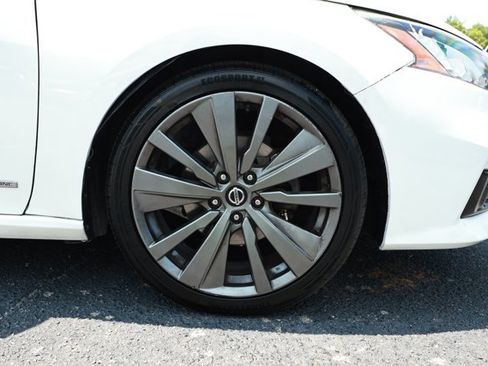 Used 2019 Nissan Altima 2.0 Edition One FWD image 5