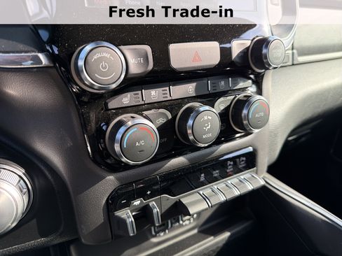 Used 2021 RAM 1500 Laramie w/ Sport Appearance Package AWD/4WD image 18