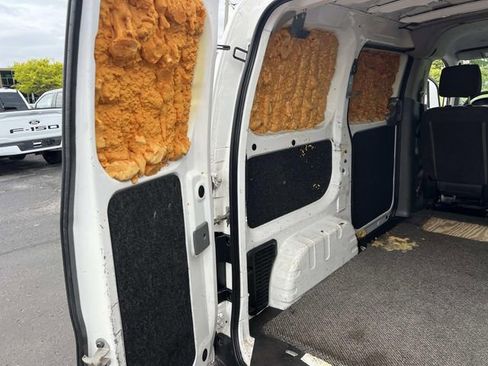 Used 2017 Chevrolet City Express LS FWD image 15