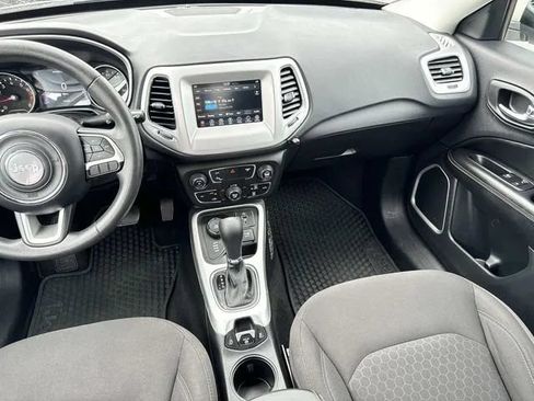 Used 2019 Jeep Compass Sport AWD/4WD image 15