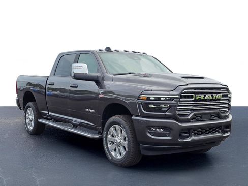 New 2026 RAM 2500 Laramie w/ Sport Appearance Package AWD/4WD image 5
