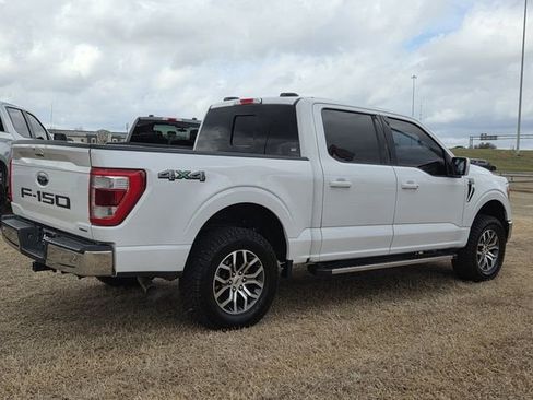 Used 2021 Ford F150 Lariat w/ Equipment Group 501A Mid image 4