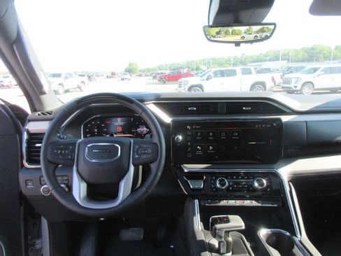 New 2026 GMC Sierra 1500 Denali AWD/4WD image 17