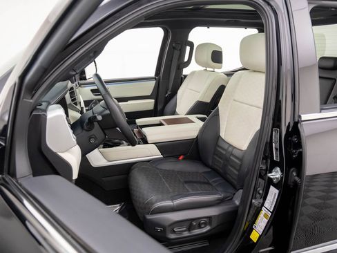 Used 2022 Toyota Tundra Capstone image 14