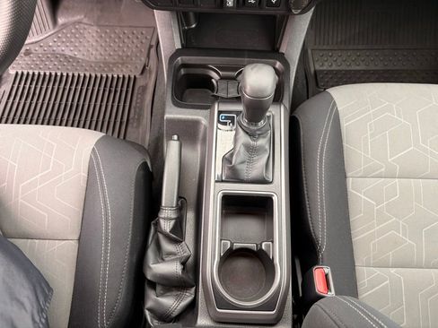 Used 2023 Toyota Tacoma TRD Sport AWD/4WD image 23