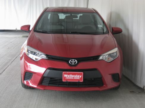Used 2014 Toyota Corolla LE image 3