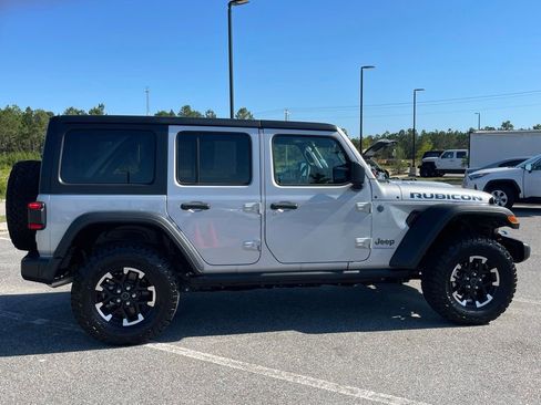 Used 2024 Jeep Wrangler Unlimited Rubicon 4xe w/ Safety Group AWD/4WD image 19