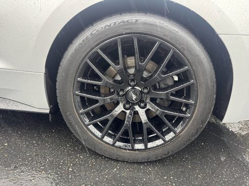 Used 2017 Ford Mustang GT w/ GT Performance Package image 7