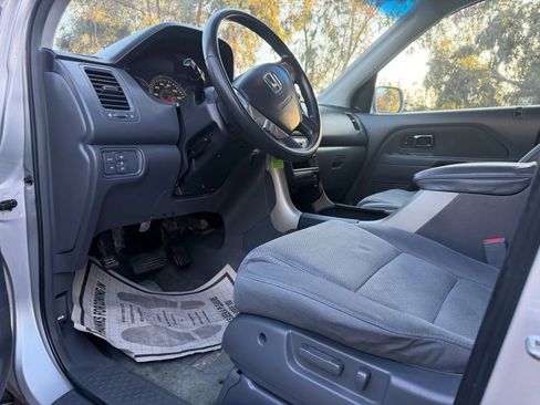 Used 2006 Honda Pilot EX image 9