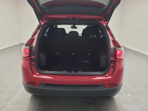 Used 2023 Jeep Compass Sport image 29