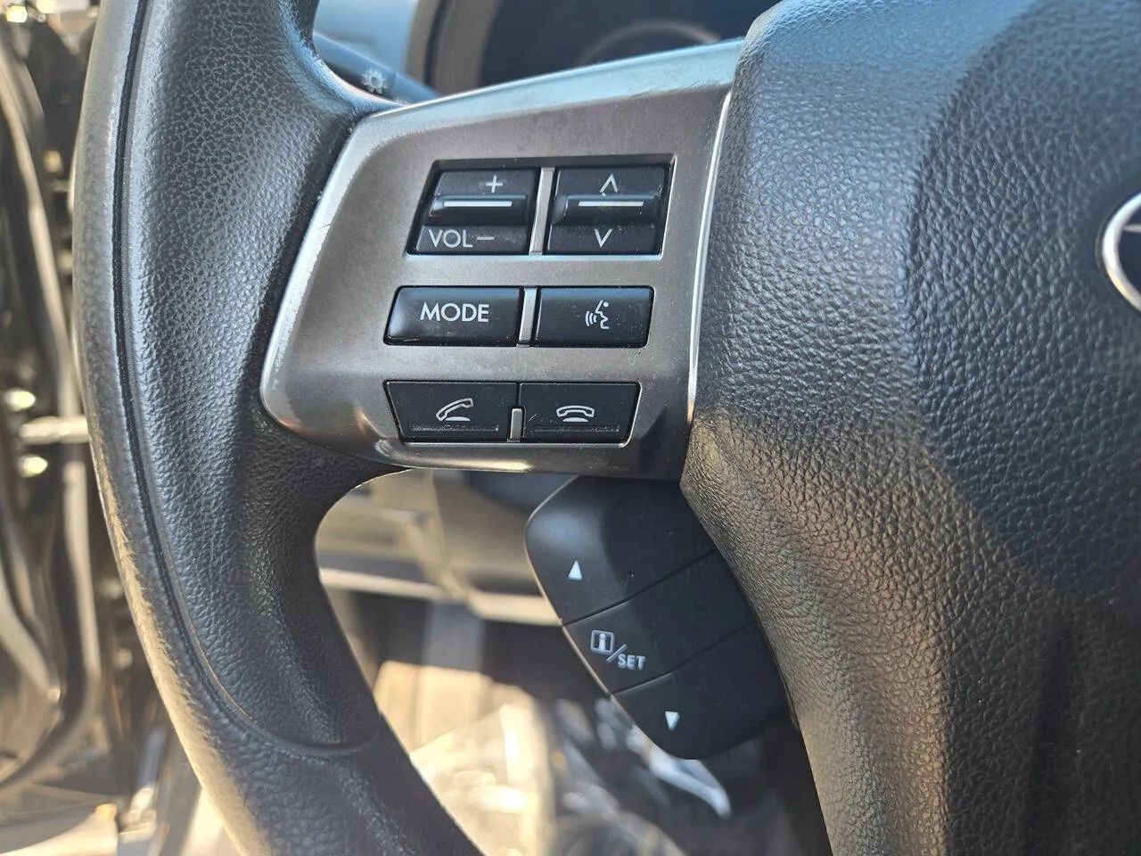 Used 2015 Subaru Forester 2.5i Premium w/ All-Weather Package AWD/4WD image 18