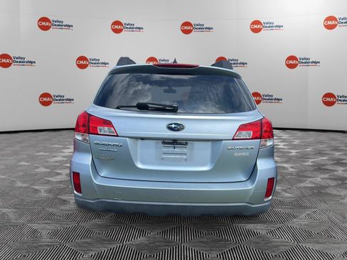 Used 2013 Subaru Outback 2.5i Limited AWD/4WD image 3