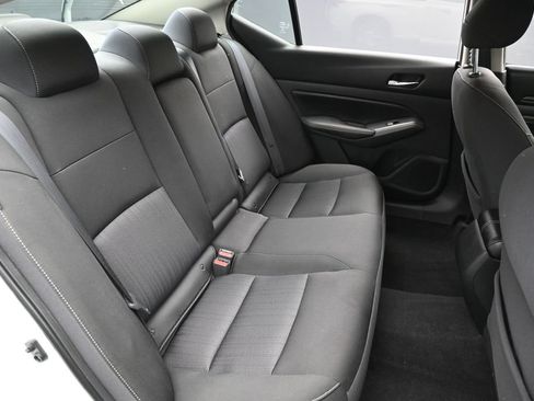 Used 2020 Nissan Altima 2.5 S AWD/4WD image 25