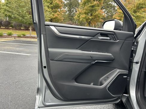 New 2026 GMC Acadia Elevation image 55