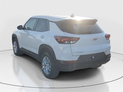 Used 2022 Chevrolet TrailBlazer LS image 5