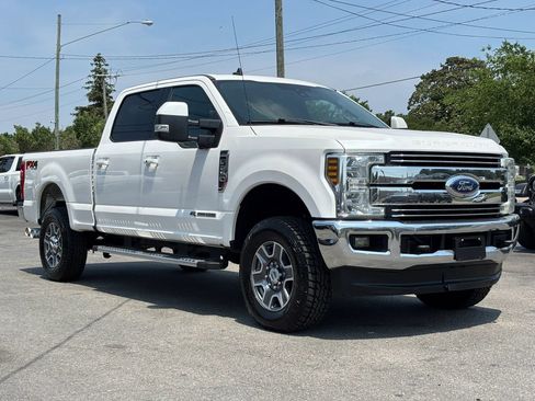 Used 2019 Ford F250 Lariat w/ Lariat Ultimate Package AWD/4WD image 3