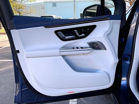 Certified 2024 Mercedes-Benz EQE 350+ 4MATIC SUV w/ AMG Line Exterior Package image 21