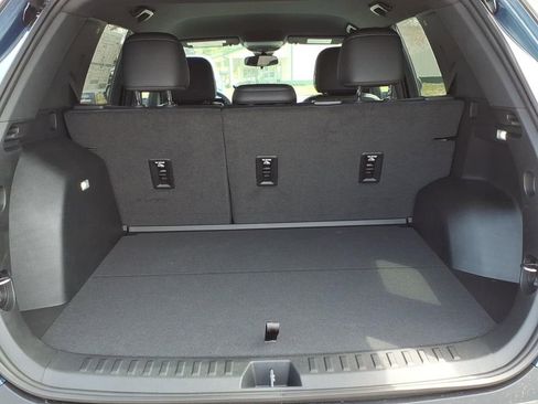 New 2026 Chevrolet Equinox LT w/ Convenience Package II FWD image 10