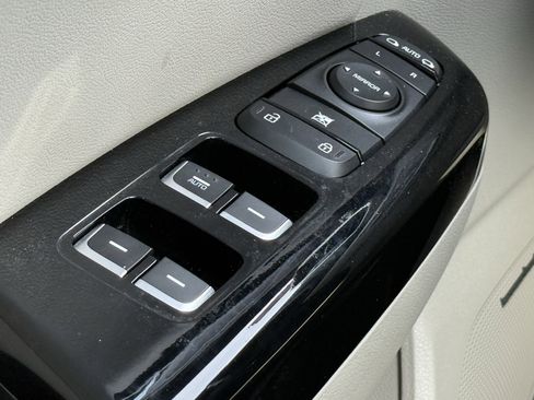 Used 2022 Kia Sportage SX image 21