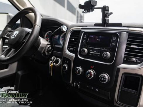 Used 2015 RAM 3500 SLT AWD/4WD image 26