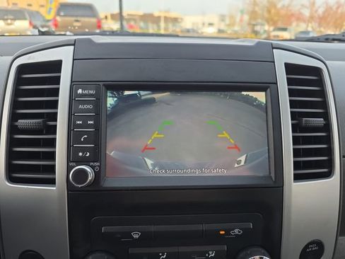 Used 2019 Nissan Frontier S image 25