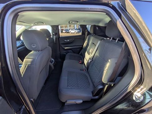 Used 2022 Chevrolet Blazer LT image 29