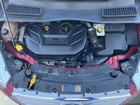 Used 2018 Ford Escape Titanium w/ Ford Safe & Smart Package image 47