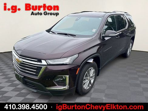 Used 2023 Chevrolet Traverse LT FWD image 3