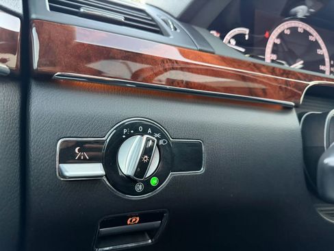 Used 2010 Mercedes-Benz S 550 image 17