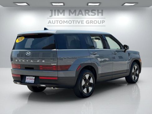 Used 2026 Hyundai Santa Fe SE FWD image 7