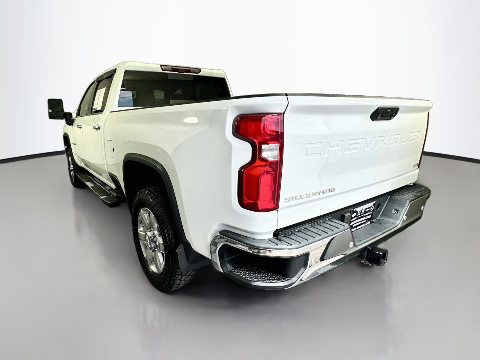 Used 2020 Chevrolet Silverado 3500 LTZ w/ LTZ Premium Package AWD/4WD image 5