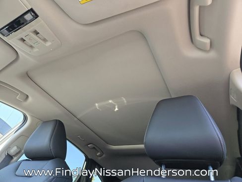 New 2026 Nissan Murano SL AWD/4WD image 11