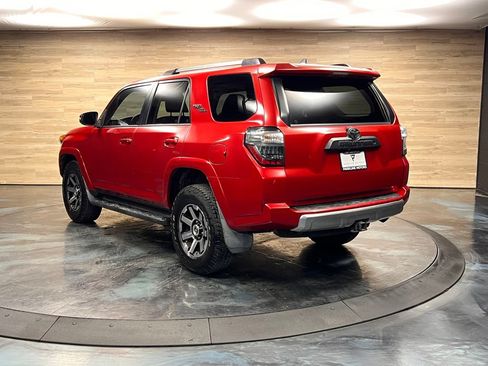 Used 2018 Toyota 4Runner TRD Off-Road Premium AWD/4WD image 26