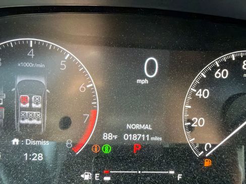 Used 2024 Honda Civic Sport image 2