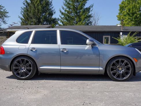 Used 2006 Porsche Cayenne AWD/4WD image 8