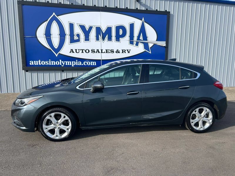 Used 2017 Chevrolet Cruze Premier FWD image 2