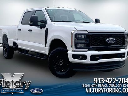 New 2026 Ford F350 4x4 Crew Cab Super Duty
