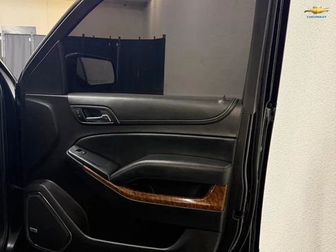 Used 2015 Chevrolet Tahoe LTZ RWD image 18