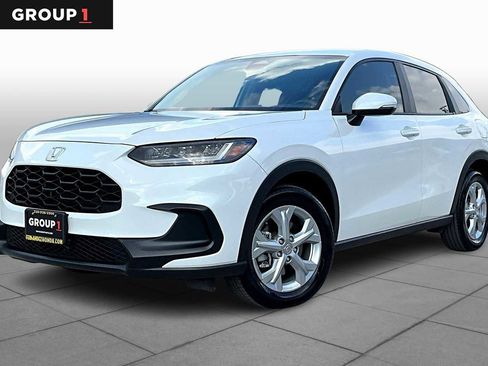 Used 2024 Honda HR-V LX image 1