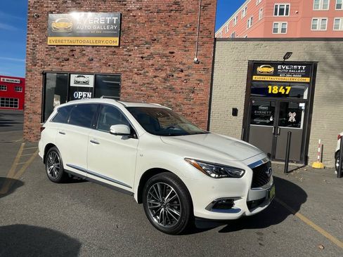 Used 2019 INFINITI QX60 Luxe w/ Sensory Package image 1