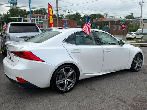 Used 2017 Lexus IS 300 AWD image 3